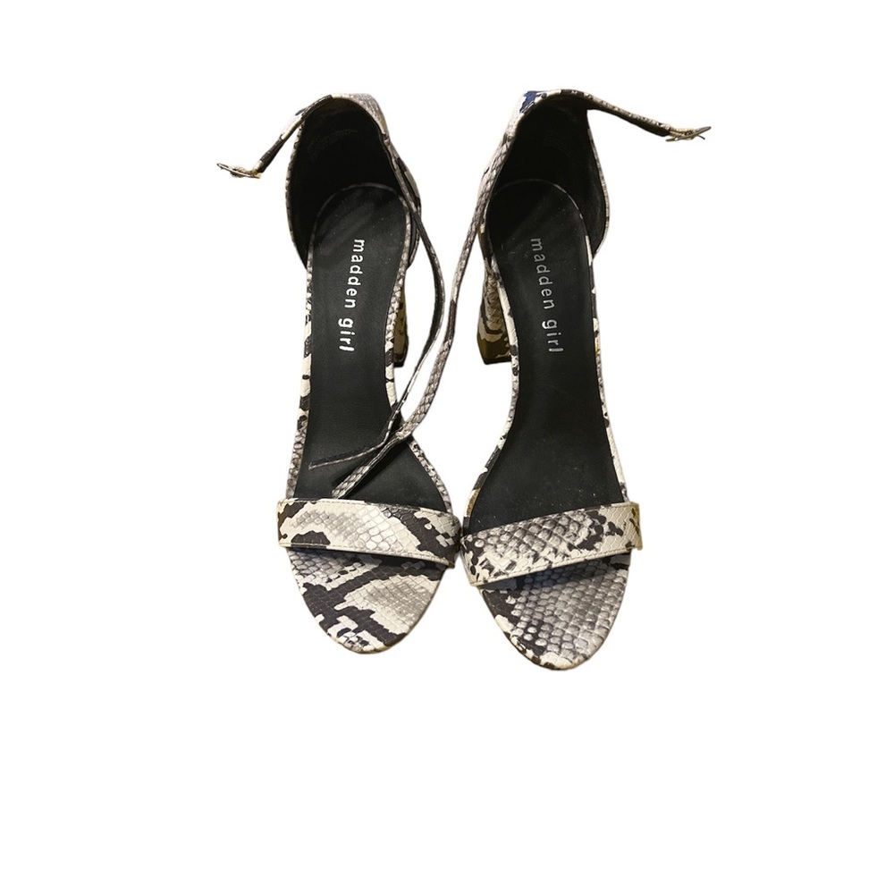 Steve Madden Madden Girl Women’s Pumps 7.5.